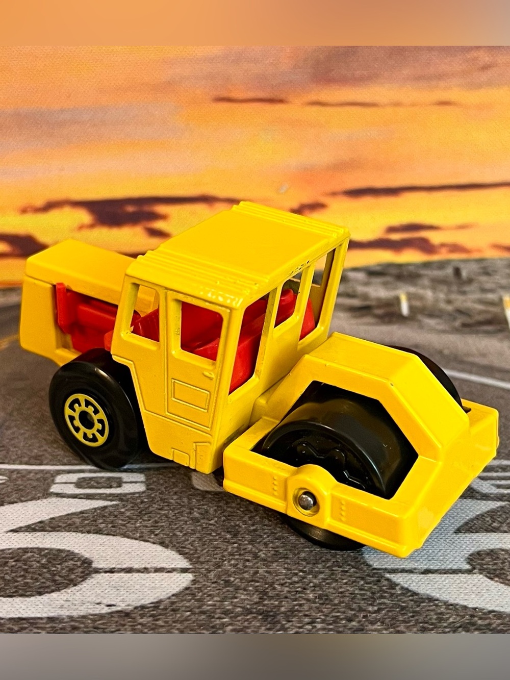 Vintage Lesney Matchbox 1978 Yellow Bomag Road Roller No. 72 Made In England
